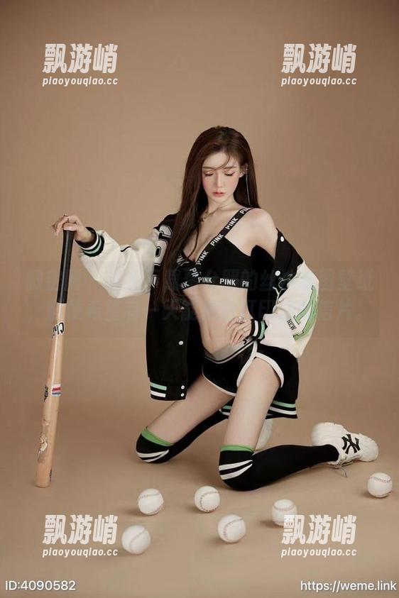 微密圈 - 当我下载黎允熙的丝袜原图壁纸，顺便希望有一天能把它打印成明信片。